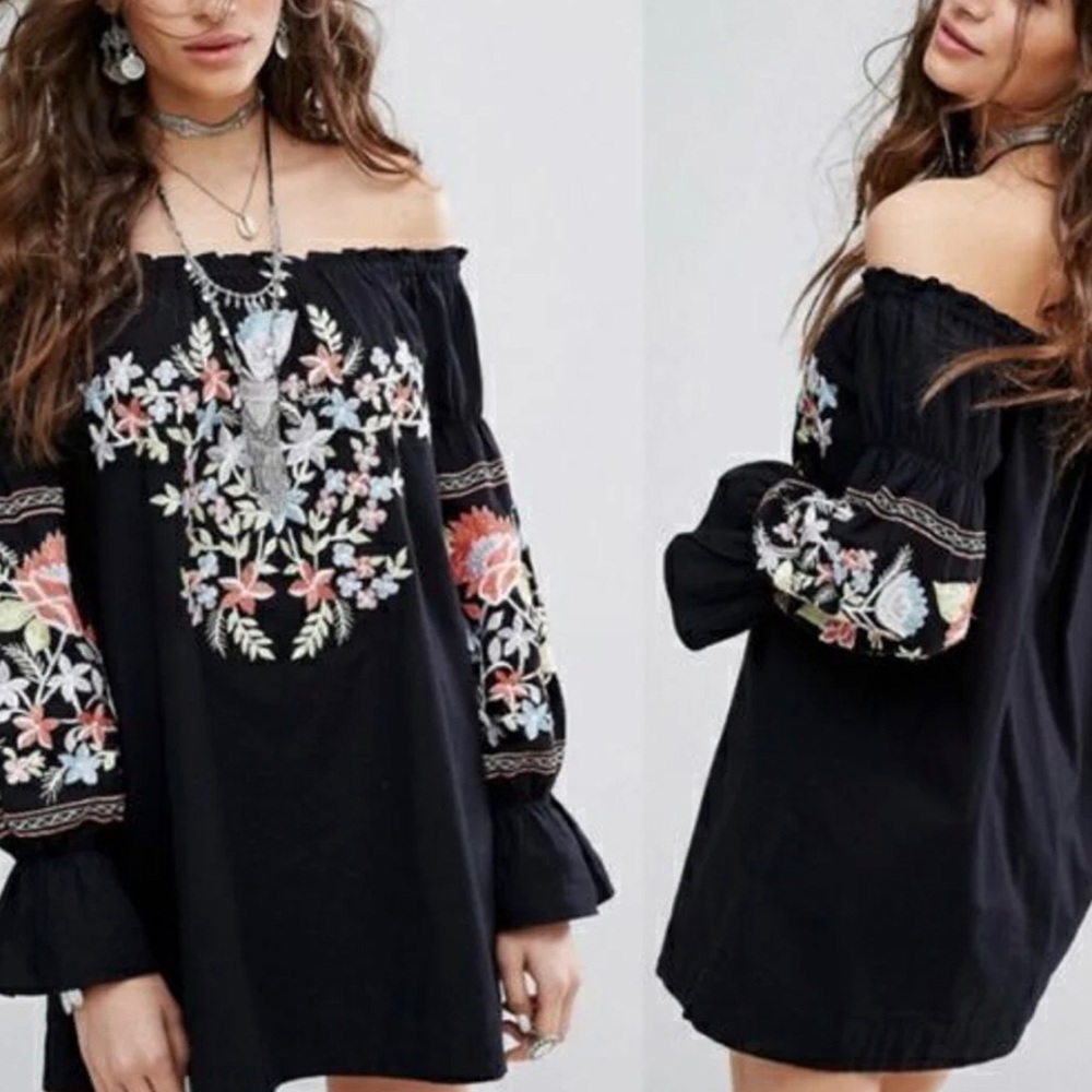 Free People off the shoulder dress w/ embroidery